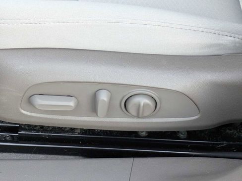 Used 2020 Chevrolet Malibu LS image 15