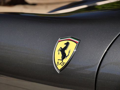 Used 2023 Ferrari Roma image 5