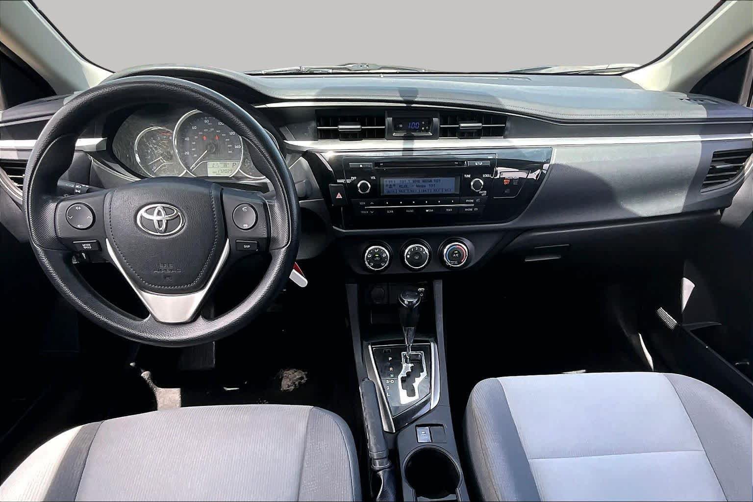 Used 2014 Toyota Corolla L FWD image 13