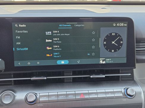 Used 2024 Hyundai Kona SEL FWD image 9