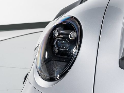 Used 2025 Porsche 911 GT3 RS RWD image 42