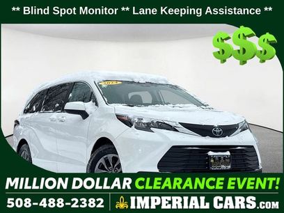 Used 2024 Toyota Sienna LE
