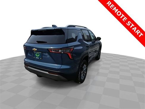 Used 2025 Chevrolet Equinox LT w/ Convenience Package II image 8