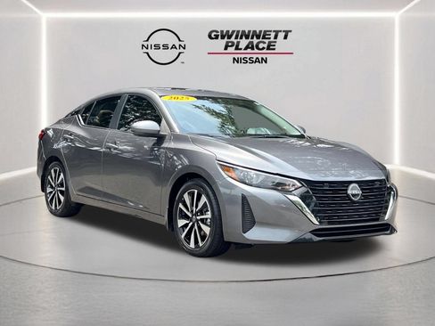 Used 2025 Nissan Sentra SV w/ SV Premium Package FWD image 25