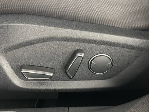 Used 2020 Ford Fusion SE w/ Equipment Group 151A image 34