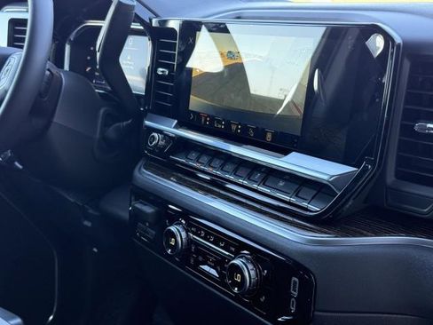 New 2026 GMC Sierra 1500 SLE w/ Preferred Package image 30