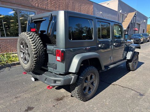 Used 2018 Jeep Wrangler Unlimited Rubicon image 27