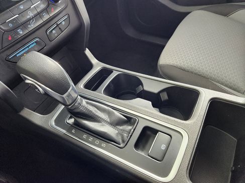 Used 2018 Ford Escape SE w/ Ford Safe & Smart Package image 25