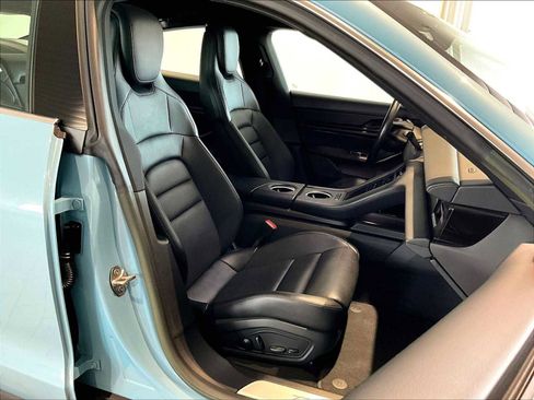 Used 2023 Porsche Taycan 4S image 22