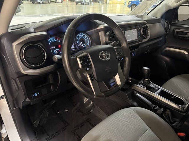 Used 2017 Toyota Tacoma SR5 w/ Tow Package AWD/4WD image 14