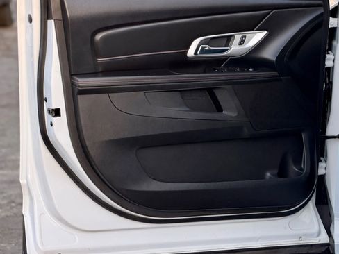 Used 2014 GMC Terrain SLE image 10