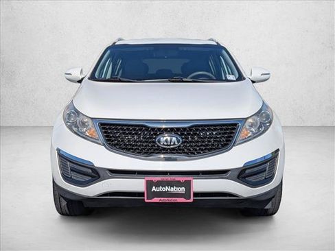 Used 2015 Kia Sportage LX FWD image 2