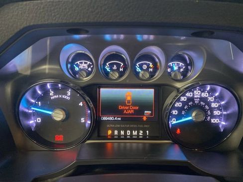 Used 2014 Ford F350 Lariat w/ Chrome Package image 15