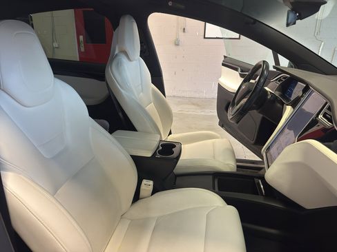 Used 2016 Tesla Model X P100D AWD/4WD image 17