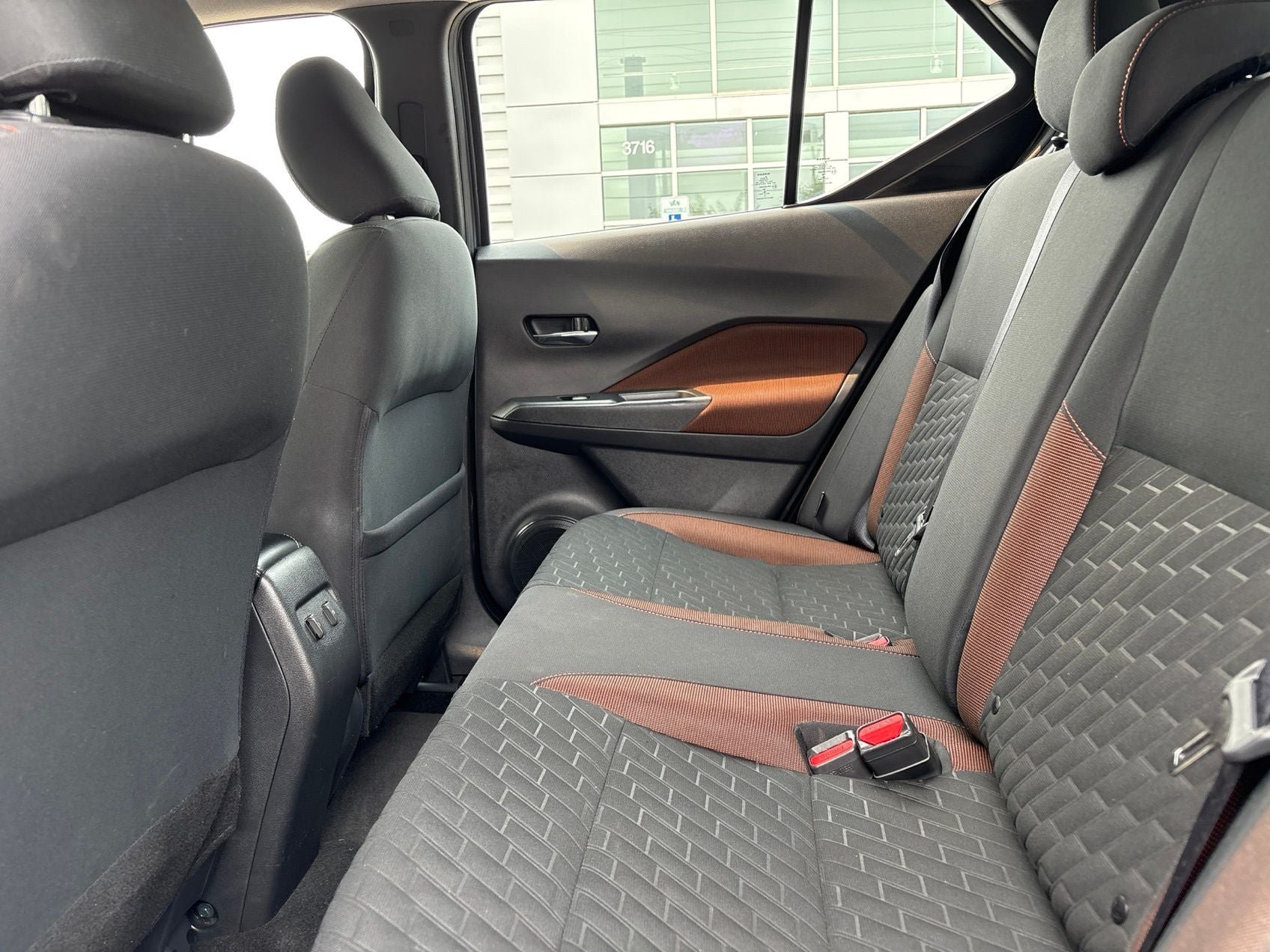 Used 2021 Nissan Kicks SR w/ Exterior Package FWD image 9