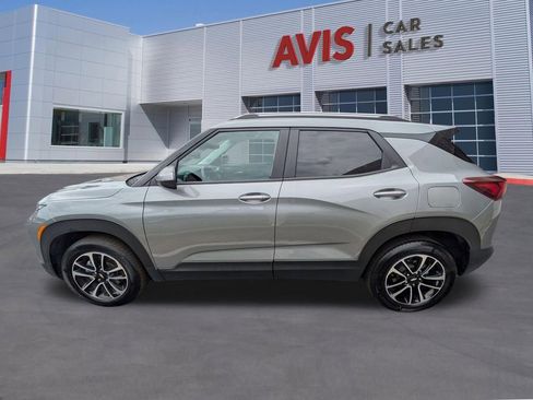 Used 2025 Chevrolet TrailBlazer LT AWD/4WD image 10