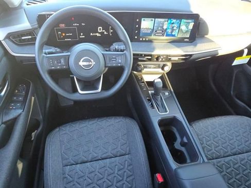 New 2026 Nissan Kicks SV image 3