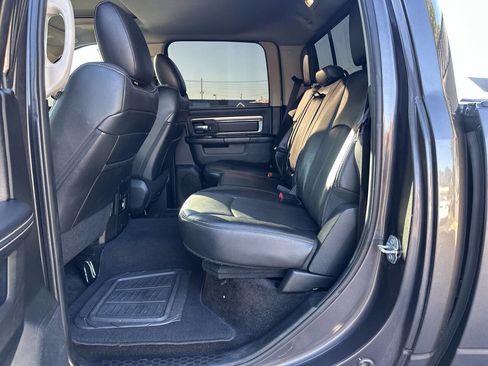 Used 2018 RAM 1500 Sport image 11