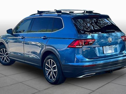 Used 2019 Volkswagen Tiguan SE w/ Panoramic Sunroof Package image 11