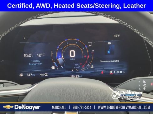 Used 2024 Chevrolet Traverse LT image 11