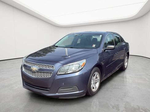 Used 2013 Chevrolet Malibu LS w/ Protection Package FWD image 3