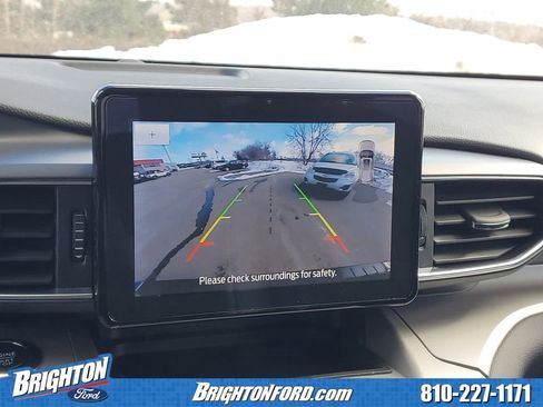 Used 2023 Ford Explorer XLT w/ Equipment Group 202A image 24