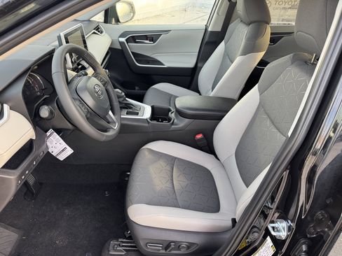 New 2025 Toyota RAV4 XLE image 2