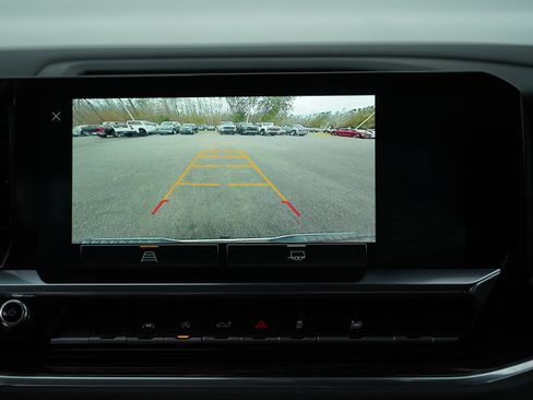 Used 2022 GMC Sierra 1500 Elevation image 26