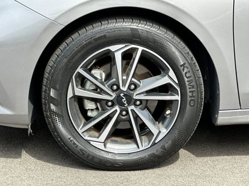 Certified 2023 Kia Forte LXS FWD image 32