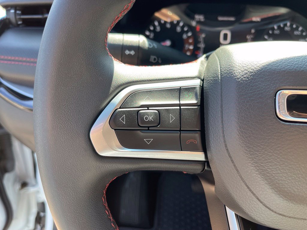 Used 2025 Jeep Compass Trailhawk AWD/4WD image 24