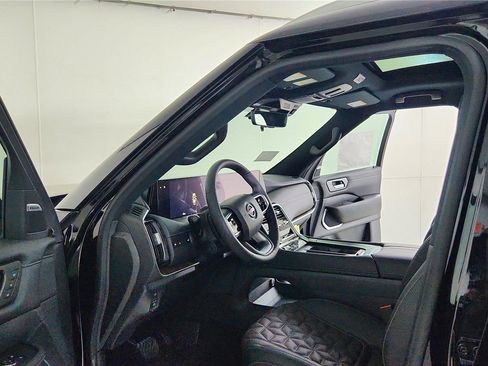 New 2026 Nissan Armada Platinum image 28