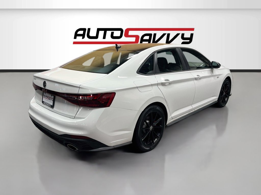 Used 2026 Volkswagen Jetta GLI Autobahn FWD image 7