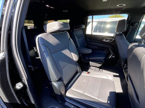 Certified 2024 Chevrolet Suburban Premier image 26