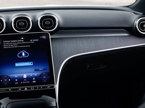 Certified 2024 Mercedes-Benz C 300 4MATIC Sedan image 25