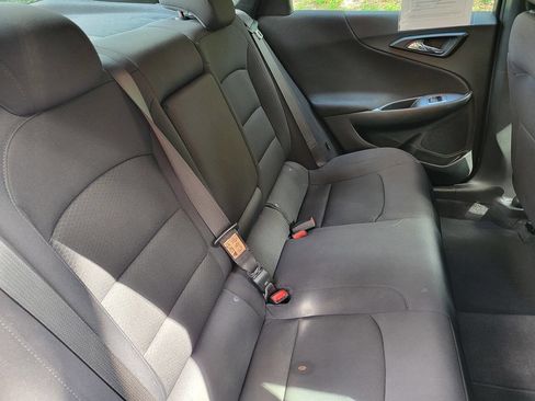 Used 2023 Chevrolet Malibu LT image 11