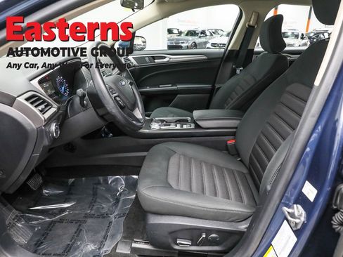 Used 2018 Ford Fusion SE image 14