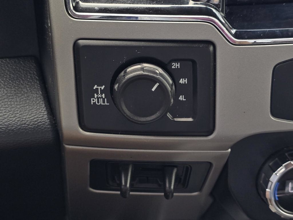 Used 2022 Ford F250 Lariat w/ Tremor Off-Road Package AWD/4WD image 22