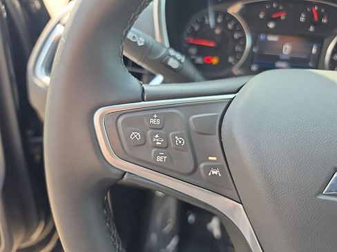Used 2023 Chevrolet Equinox LT AWD/4WD image 9