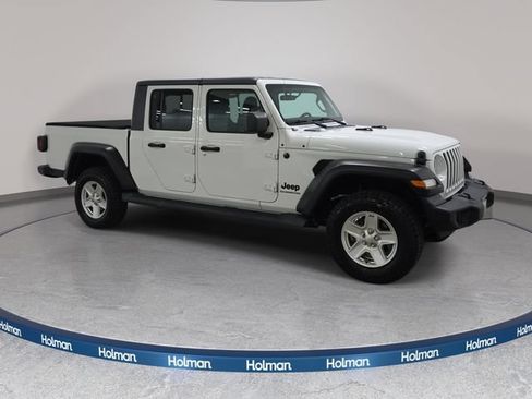 Used 2020 Jeep Gladiator Sport w/ Quick Order Package 24S AWD/4WD image 4