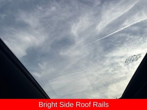 Used 2014 Jeep Grand Cherokee Laredo w/ Security & Convenience Group image 23