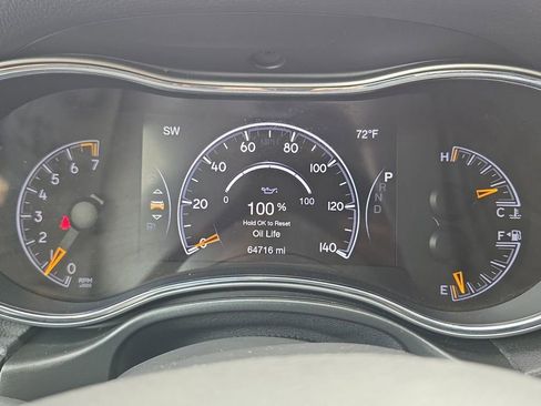 Used 2020 Jeep Grand Cherokee Laredo RWD image 20