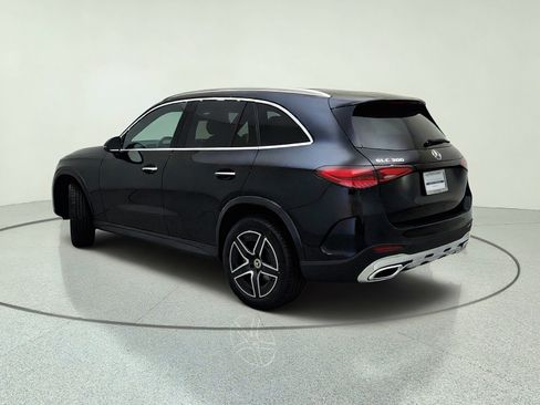 Used 2026 Mercedes-Benz GLC 300 image 12