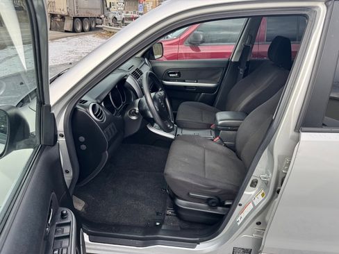Used 2010 Suzuki Grand Vitara Premium image 5
