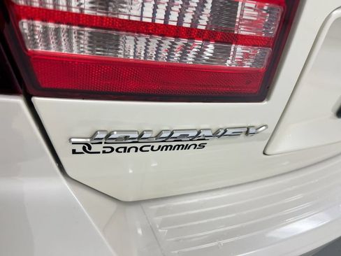 Used 2018 Dodge Journey SE w/ Connectivity Group FWD image 25