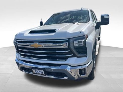 Used 2024 Chevrolet Silverado 3500 LTZ w/ LTZ Premium Package AWD/4WD image 2