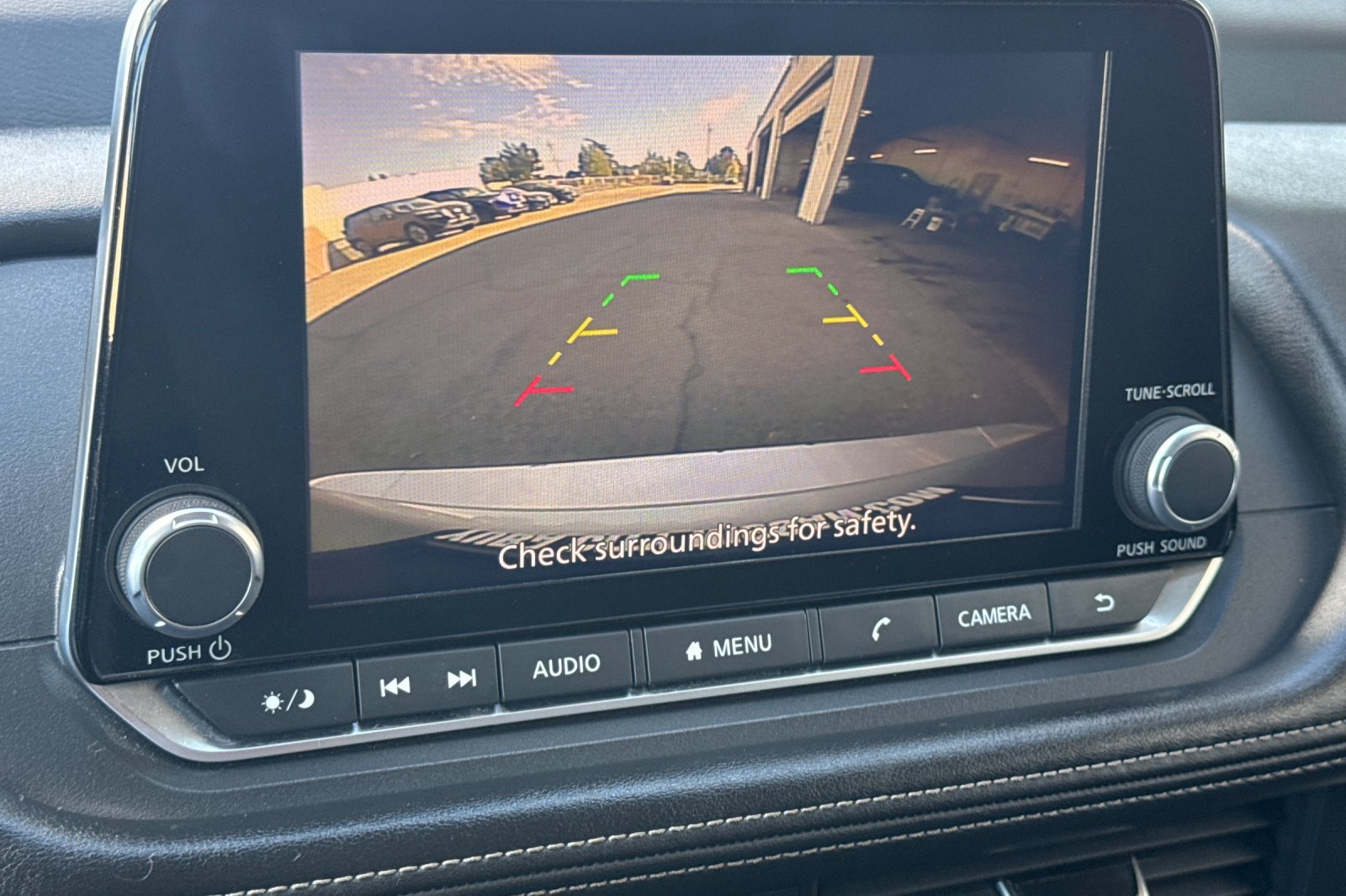 Certified 2025 Nissan Rogue SV AWD/4WD image 24