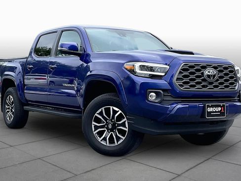 Used 2023 Toyota Tacoma TRD Sport w/ Technology Package AWD/4WD image 2