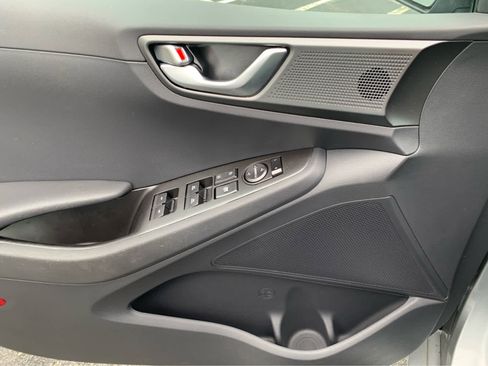 Used 2021 Hyundai Ioniq SEL FWD image 13