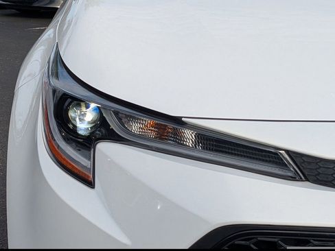 Used 2021 Toyota Corolla LE image 10