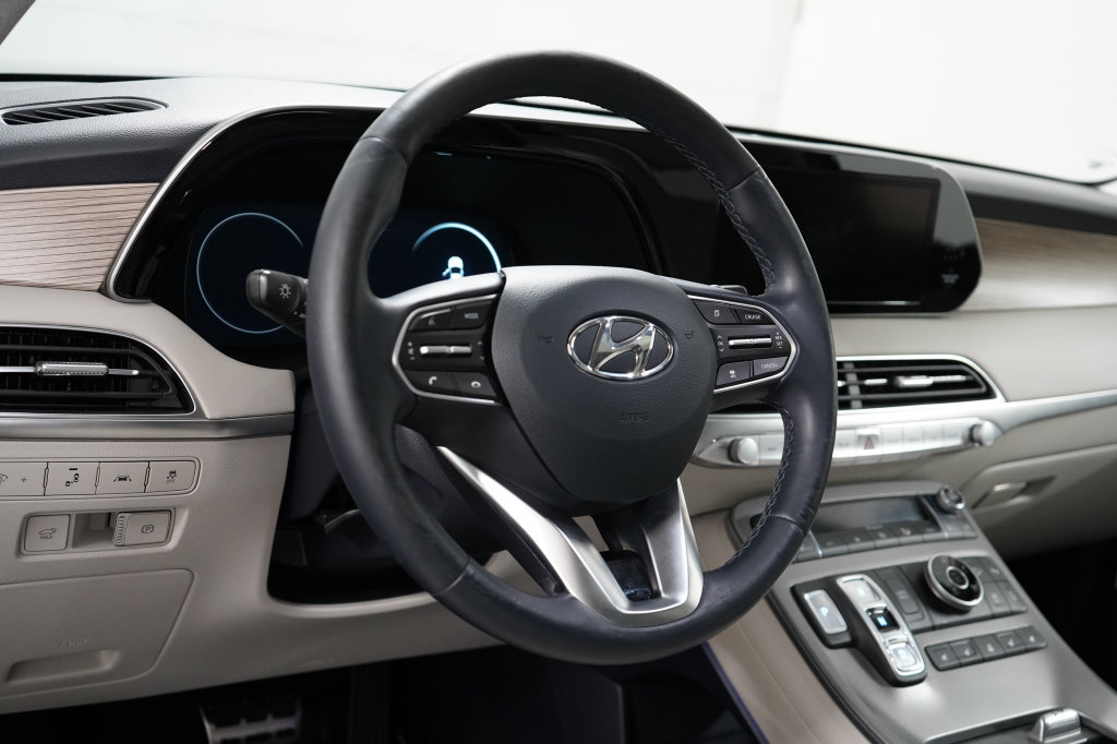Used 2021 Hyundai Palisade Limited w/ Cargo Package AWD/4WD image 13
